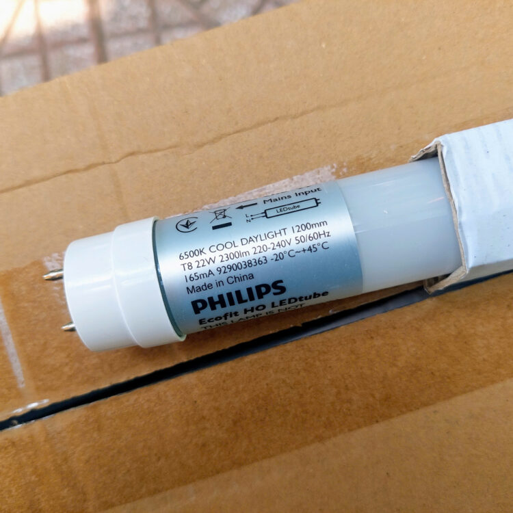 Bóng tuýp LED HO 1200mm 22W 865 T8 AP I G Philips